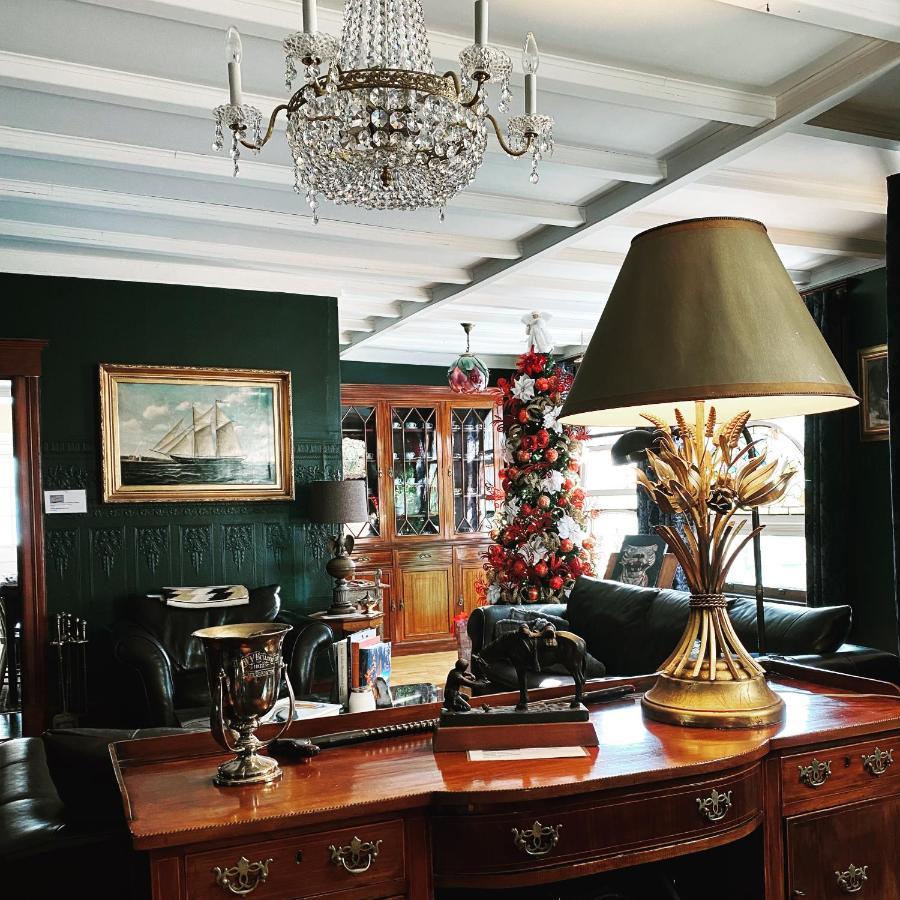 1000 Islands Bed And Breakfast-the Bulloch House Couette-café Gananoque