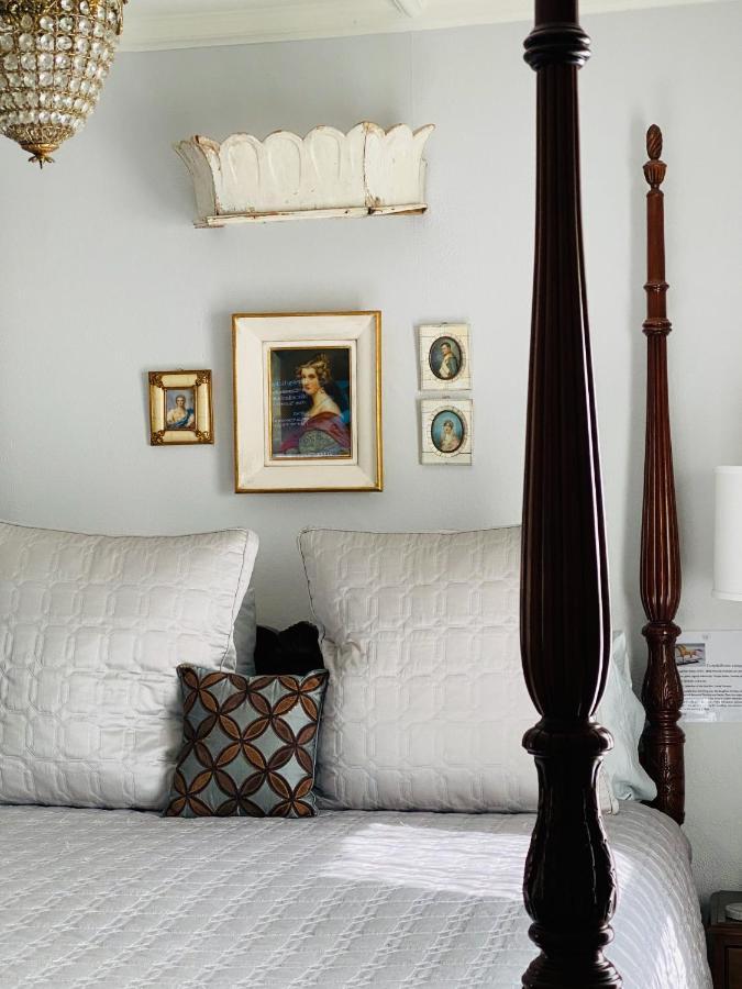 1000 Islands Bed And Breakfast-the Bulloch House 4* Gananoque
