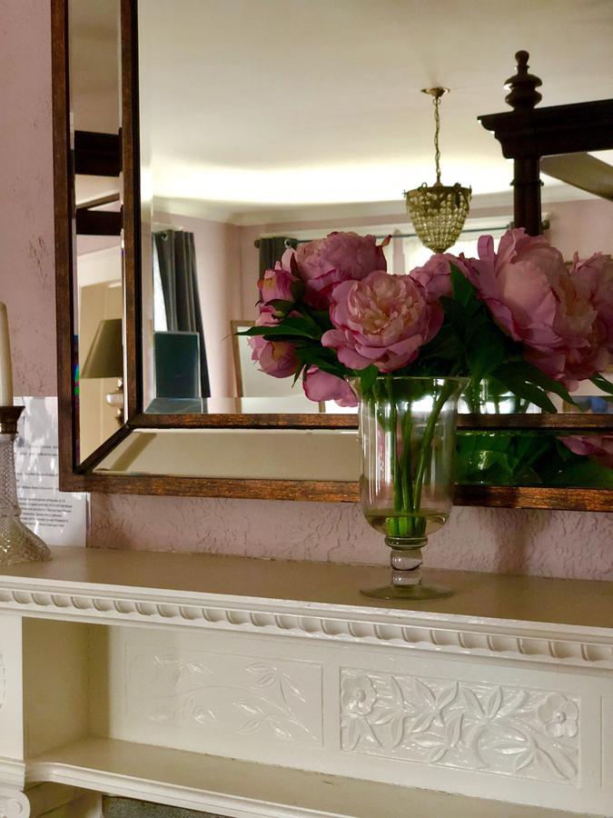 1000 Islands Bed And Breakfast-the Bulloch House Couette-café Gananoque
