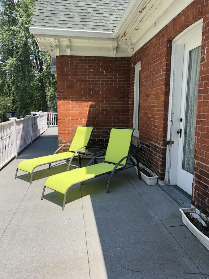 1000 Islands Bed And Breakfast-the Bulloch House Couette-café 4*